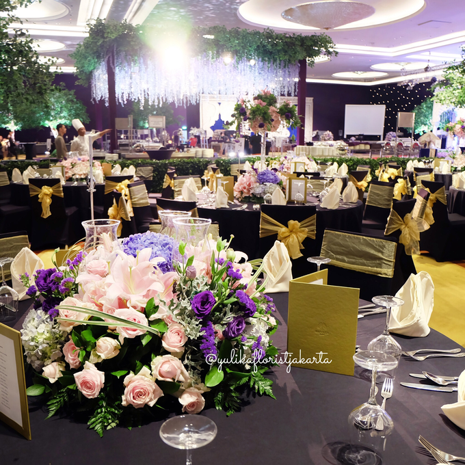 yulika-florist-decor_raffles-hotel-vip-table-arrangement_2
