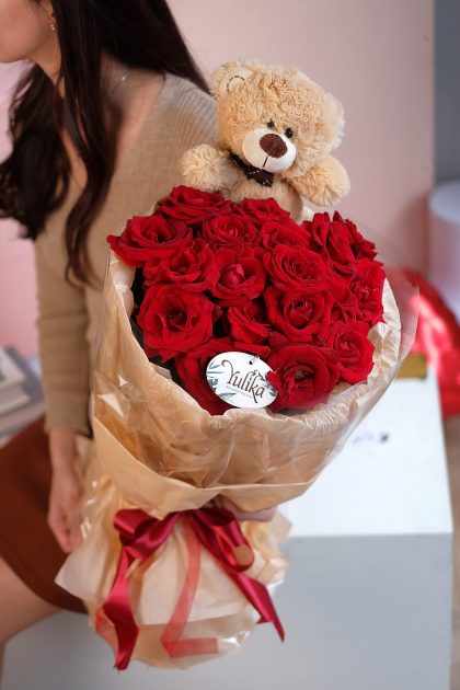 Yulika Florist Flower Bouquet Valentine V14