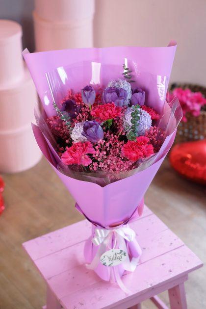 Yulika Florist Flower Bouquet Valentine V36